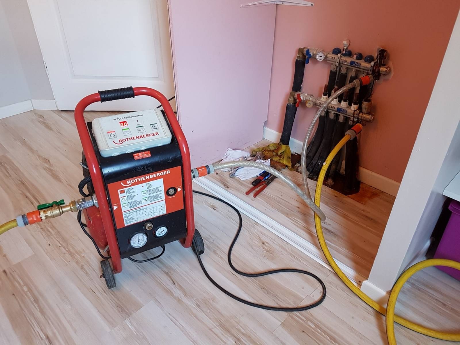 Paşaköy Vaillant Hermetik Şofben Kombi Bakımı